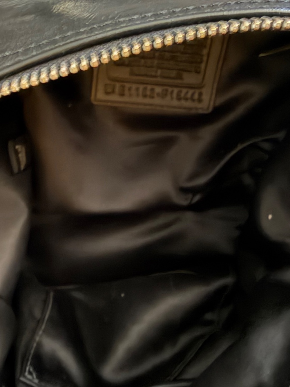 Authentic Coach Signature Handbag - Picture 4 of 6
